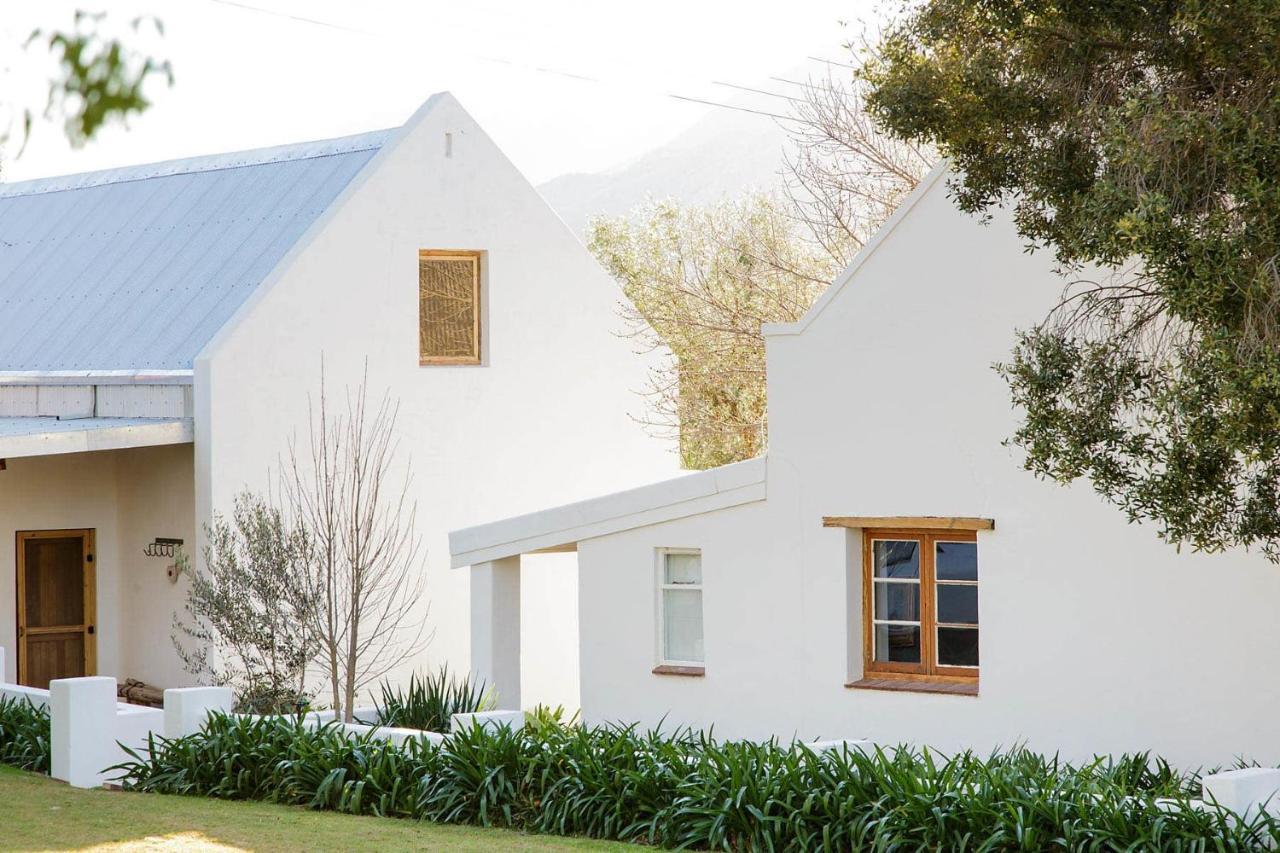 Bed and Breakfast Blue Lily Retreat Matjiesrivier  Exterior foto